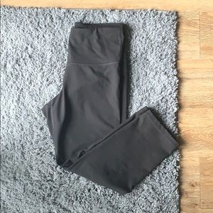 Old Navy Active Black Crop Leggings M